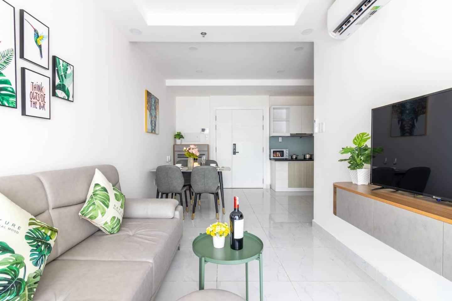 Terra Royal D3 - 1 2 Bedroom At Center TP. Hồ Chí Minh