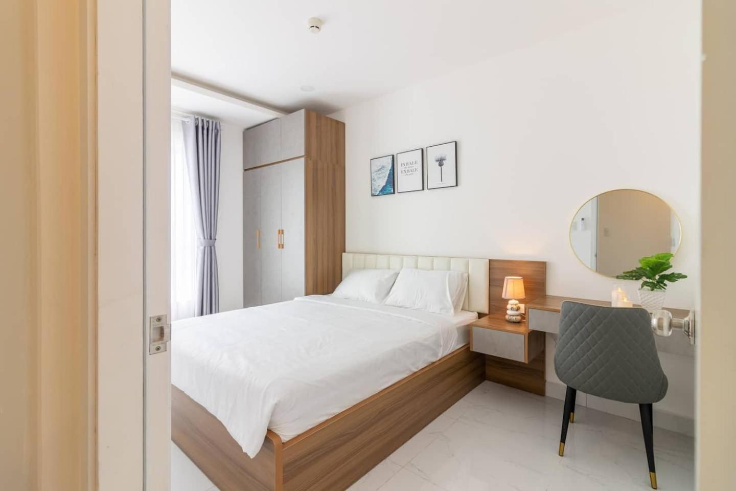 Terra Royal D3 - 1 2 Bedroom At Center