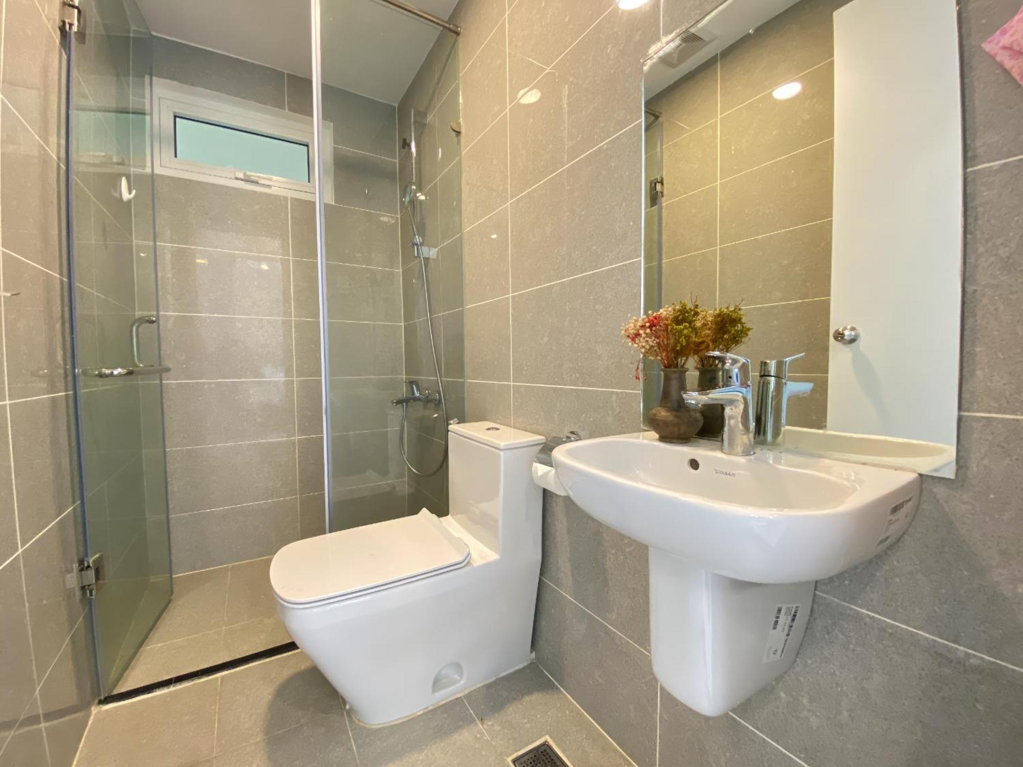 Terra Royal D3 - 1 2 Bedroom At Center *